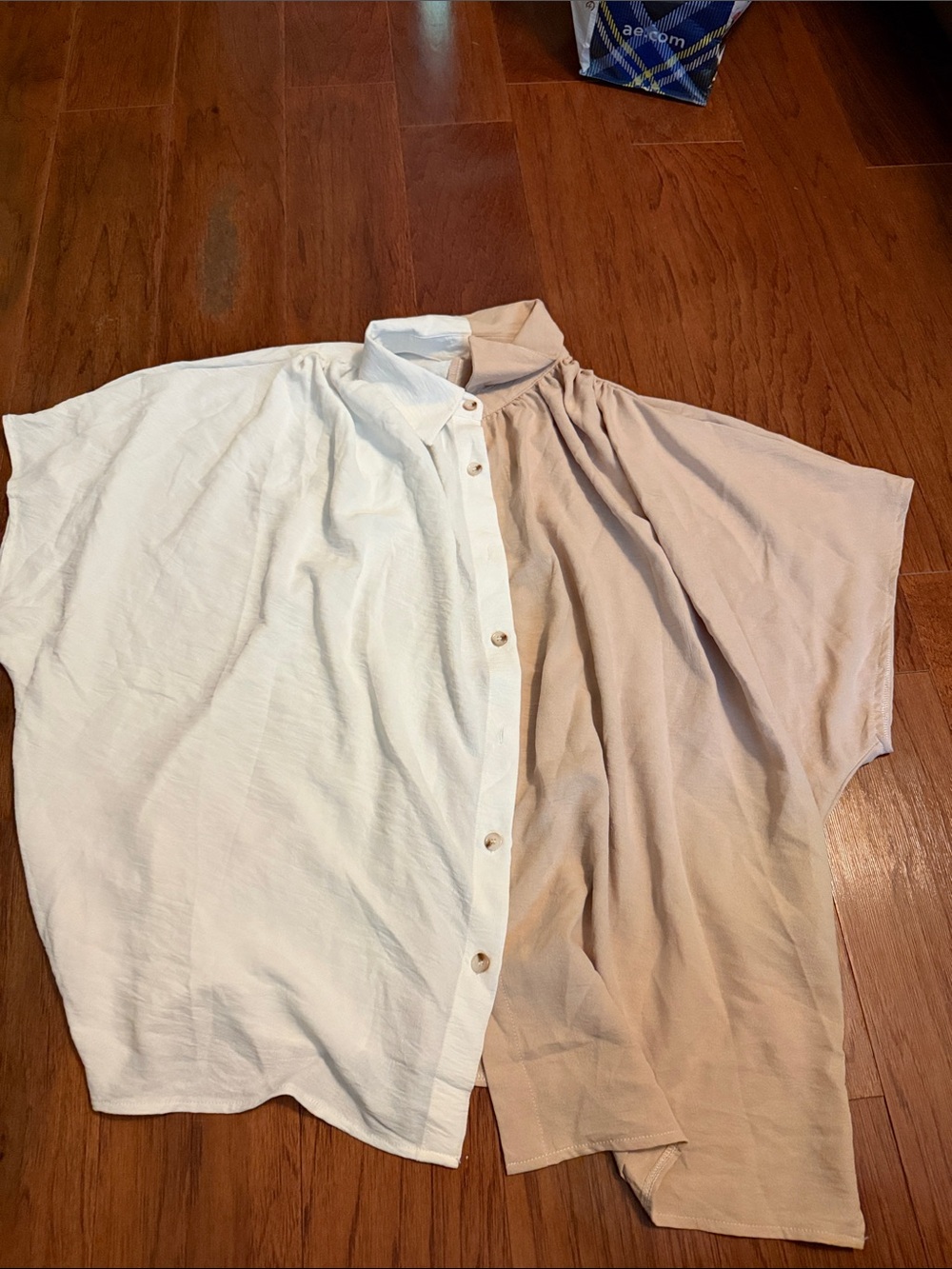 SHEIN Beige Short-Sleeve Top